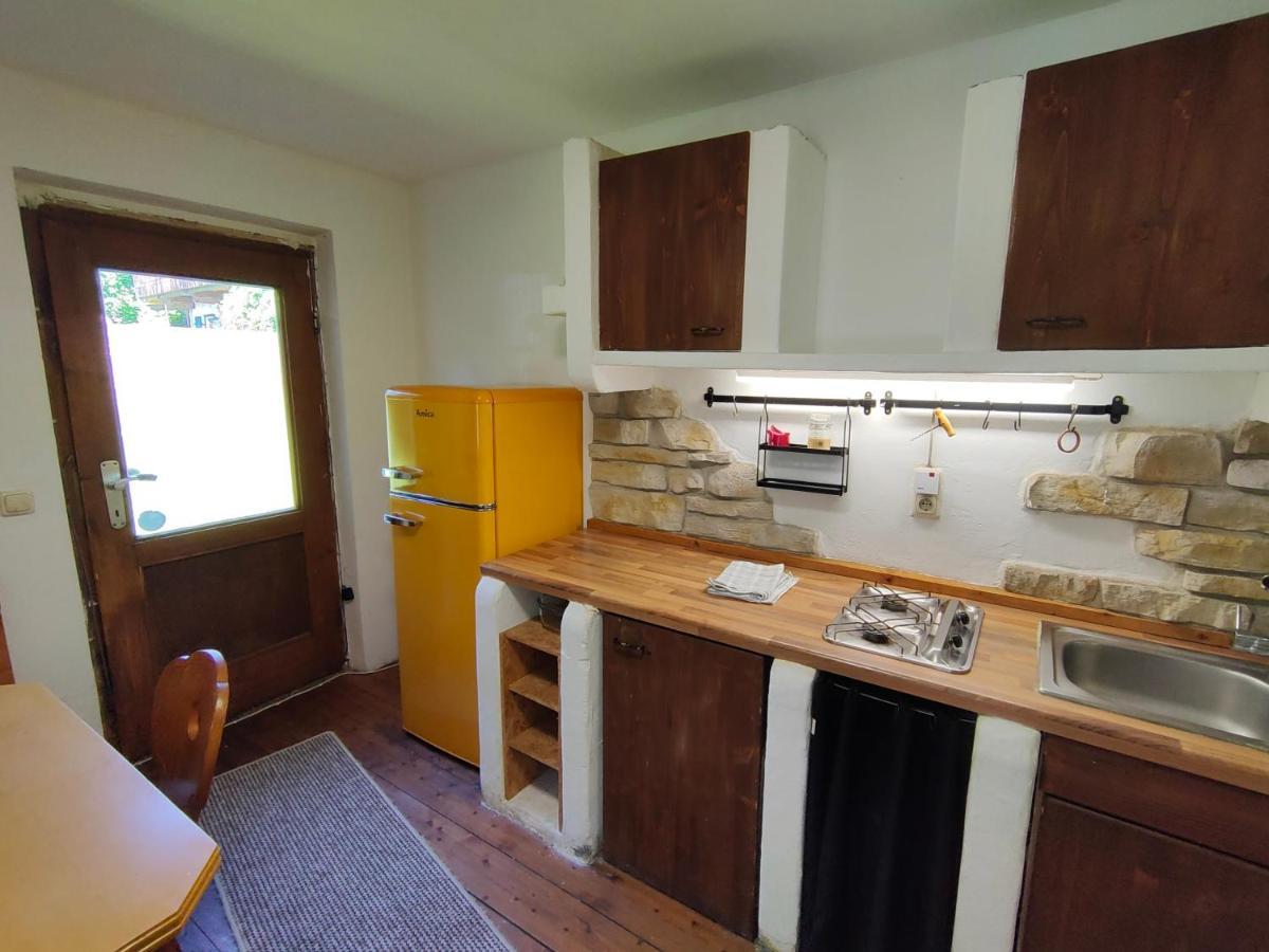 Gemuetliche Ferienwohnung Mit Kamin Und Garten Garmisch-Partenkirchen Luaran gambar